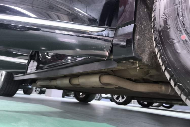 Used Hongqi HS3 PHEV 2024 PHEV 115km Jingwei Edition Right Side Sill