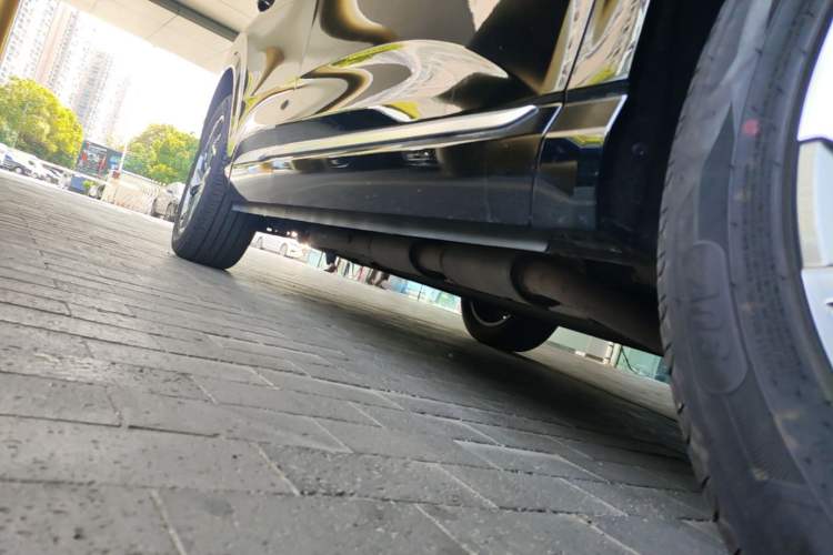 Used Hongqi HS3 PHEV 2024 PHEV 115km Jingwei Edition Right Side Sill