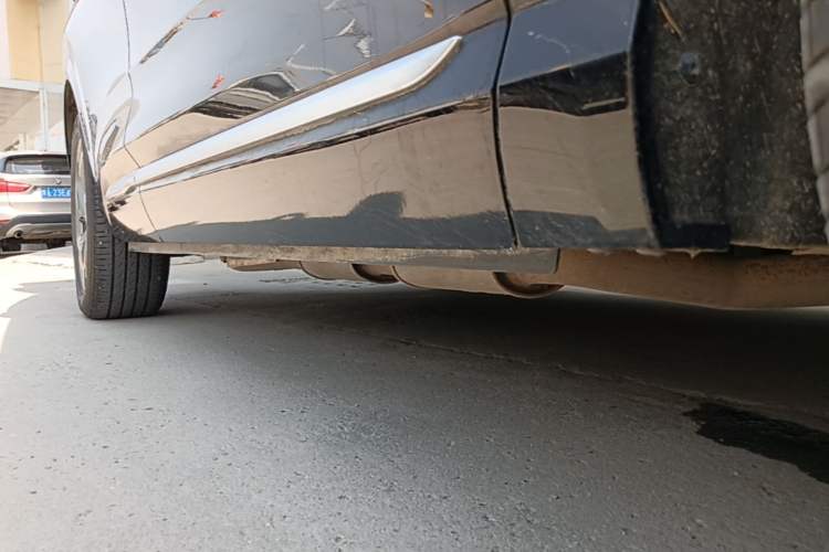 Used Hongqi HS3 PHEV 2024 PHEV 115km Jingwei Edition Right Side Sill
