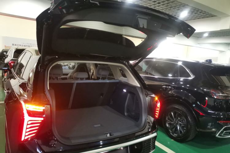 Used Hongqi HS3 PHEV 2024 PHEV 115km Jingwei Edition Trunk