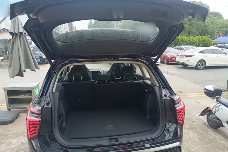 Used Hongqi HS3 PHEV 2024 PHEV 115km Jingwei Edition Trunk