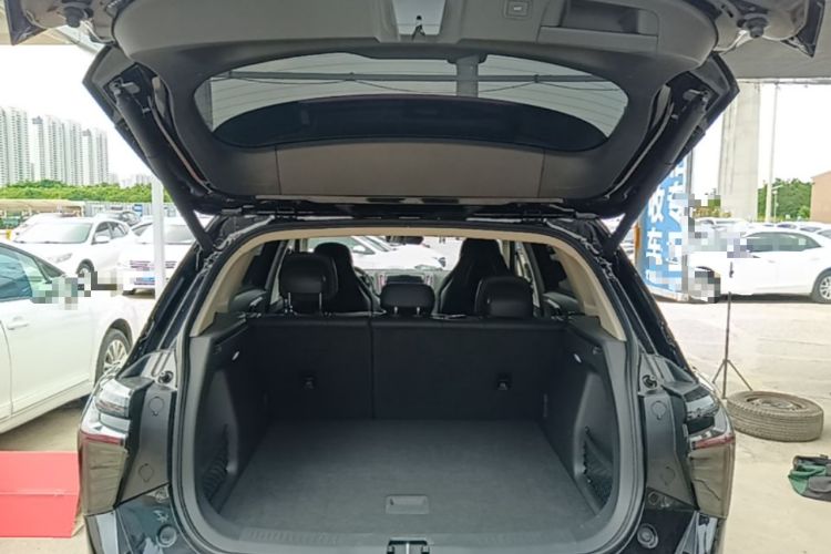 Used Hongqi HS3 PHEV 2024 PHEV 115km Jingwei Edition Trunk