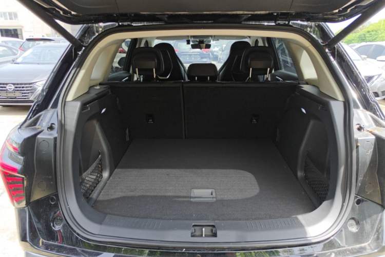 Used Hongqi HS3 PHEV 2024 PHEV 115km Jingwei Edition Trunk