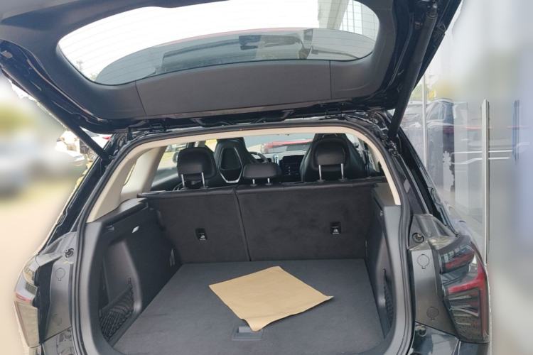 Used Hongqi HS3 PHEV 2024 PHEV 115km Jingwei Edition Trunk