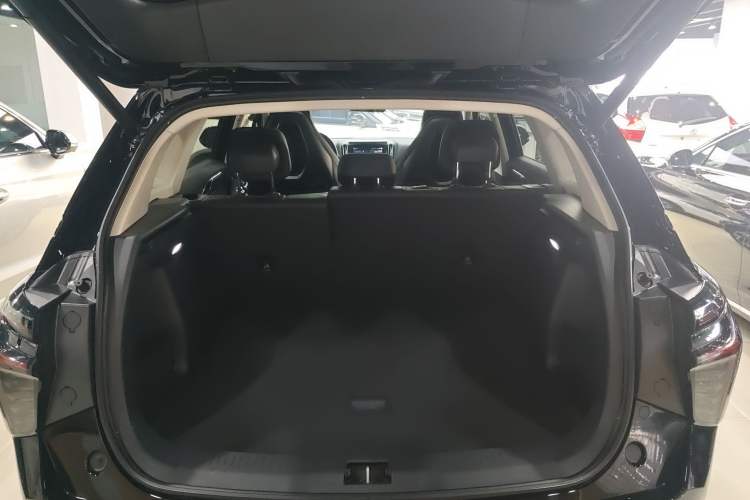 Used Hongqi HS3 PHEV 2024 PHEV 115km Jingwei Edition Trunk