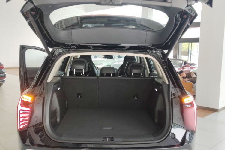 Used Hongqi HS3 PHEV 2024 PHEV 115km Jingwei Edition Trunk