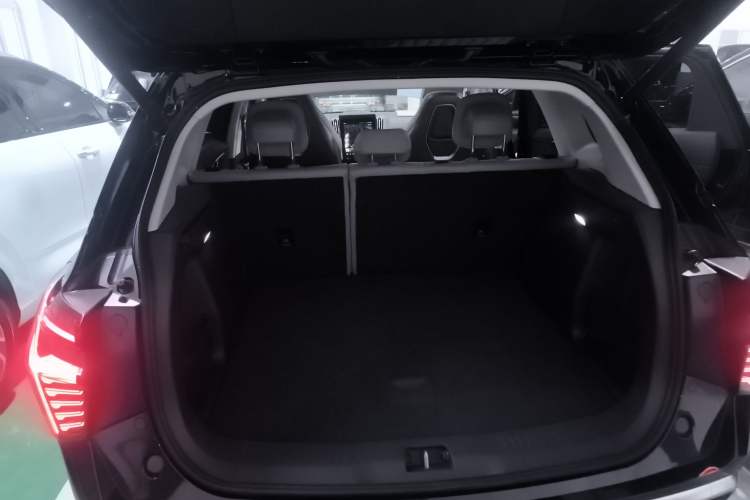 Used Hongqi HS3 PHEV 2024 PHEV 115km Jingwei Edition Trunk