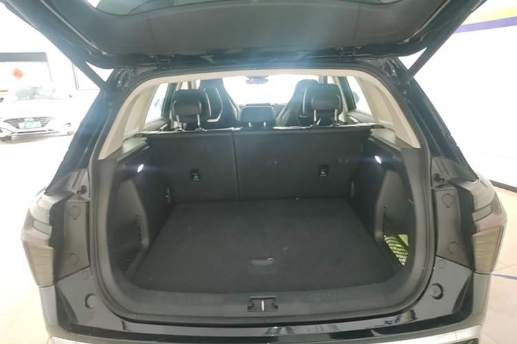 Used Hongqi HS3 PHEV 2024 PHEV 115km Jingwei Edition Trunk