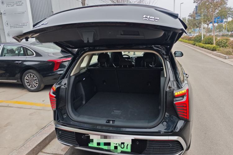 Used Hongqi HS3 PHEV 2024 PHEV 115km Jingwei Edition Trunk
