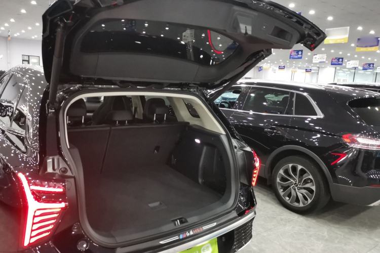 Used Hongqi HS3 PHEV 2024 PHEV 115km Jingwei Edition Trunk