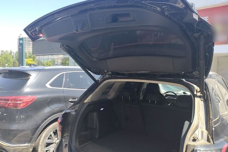 Used Hongqi HS3 PHEV 2024 PHEV 115km Jingwei Edition Trunk