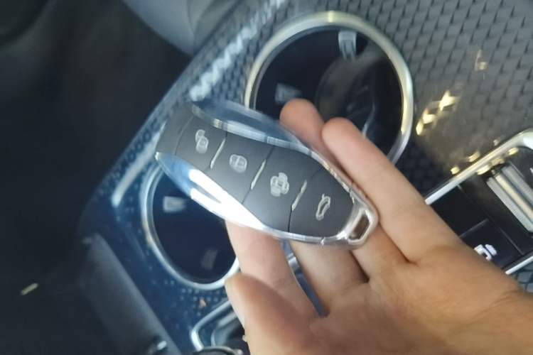 Used Hongqi HS3 PHEV 2024 PHEV 115km Jingwei Edition Vehicle Key
