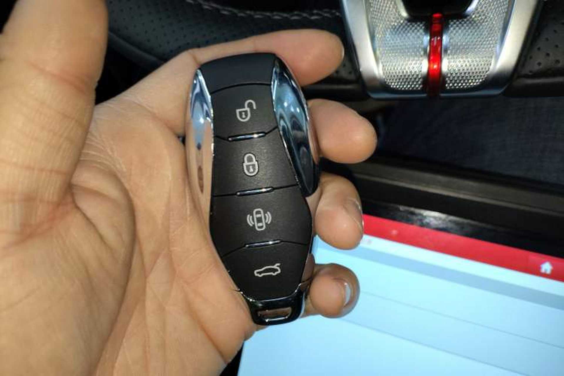 Used Hongqi HS3 PHEV 2024 PHEV 115km Jingwei Edition Vehicle Key