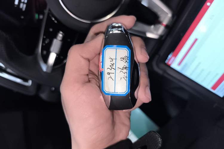 Used Hongqi HS3 PHEV 2024 PHEV 115km Jingwei Edition Vehicle Key