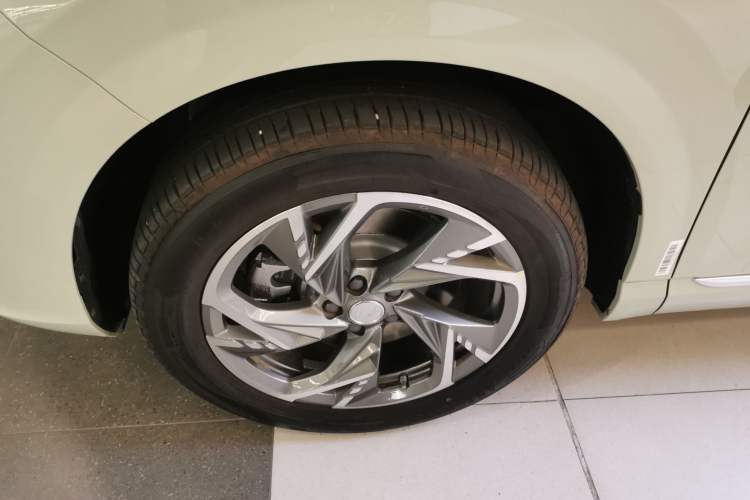 Used Hongqi HS3 PHEV 2024 PHEV 115km Jingwei Edition Exterior 7