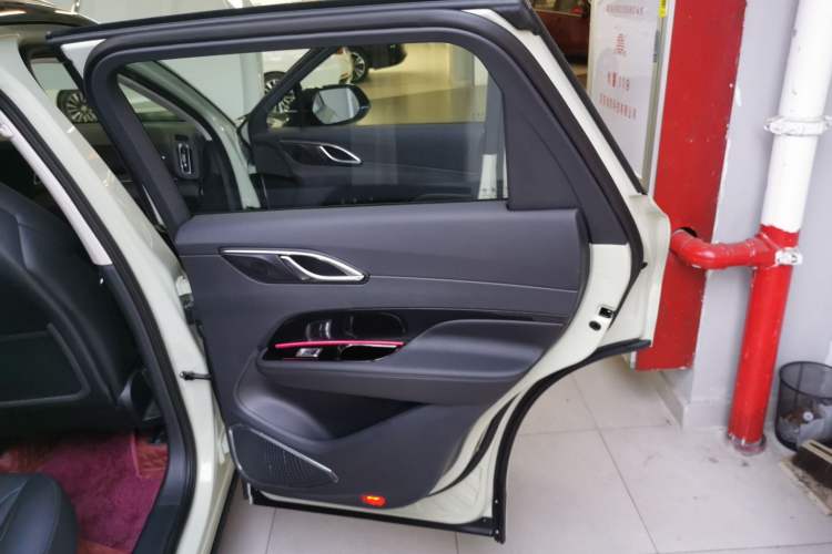 Used Hongqi HS3 PHEV 2024 PHEV 115km Jingwei Edition Interior 6