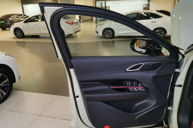 Used Hongqi HS3 PHEV 2024 PHEV 115km Jingwei Edition Interior 7