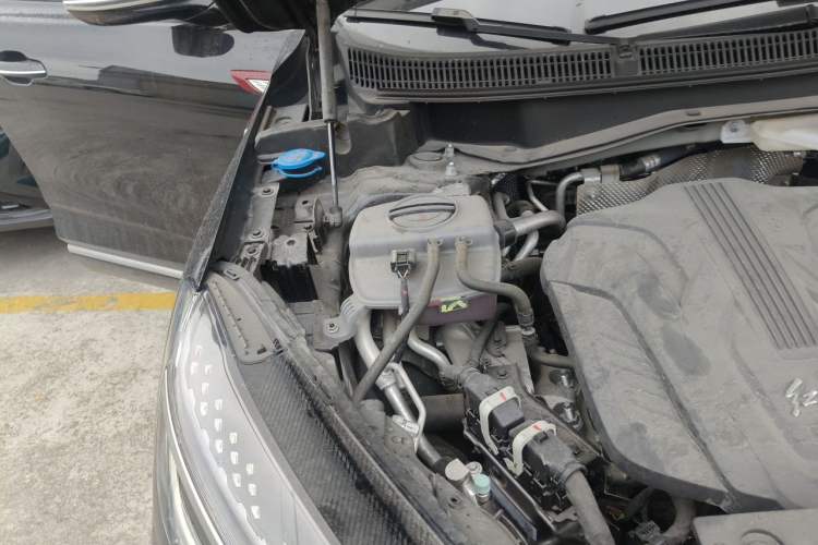 Used Hongqi HS3 PHEV 2024 PHEV 115km Jingwei Edition Engine Bay Right