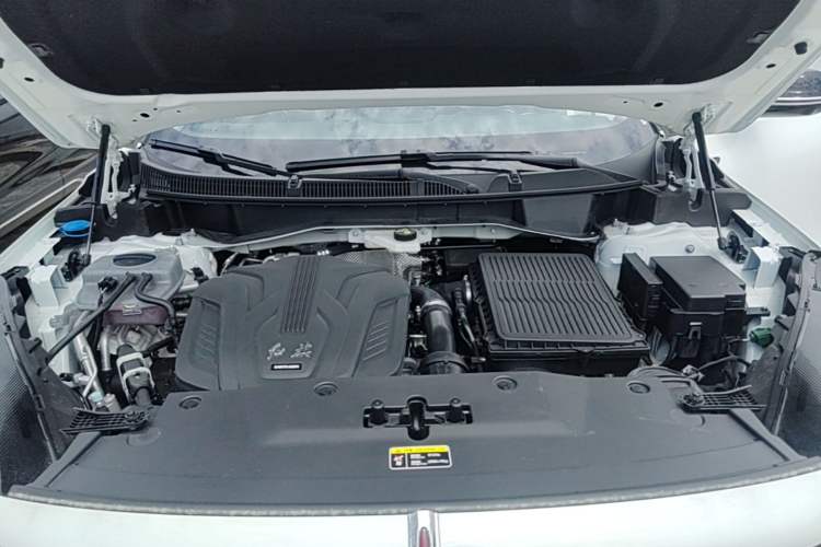 Used Hongqi HS3 PHEV 2024 PHEV 115km Jingwei Edition Engine Bay