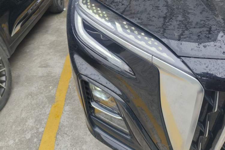 Used Hongqi HS3 PHEV 2024 PHEV 115km Jingwei Edition Right Front Headlight