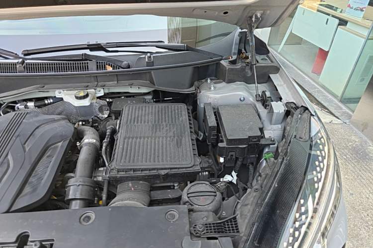 Used Hongqi HS3 PHEV 2024 PHEV 115km Jingwei Edition Engine Bay Left