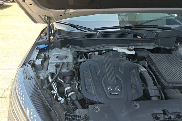 Used Hongqi HS3 PHEV 2024 PHEV 115km Jingwei Edition Engine Bay Right