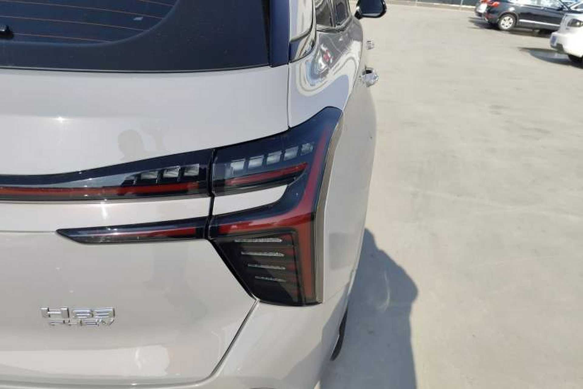 Used Hongqi HS3 PHEV 2024 PHEV 115km Jingwei Edition Right Rear Taillight