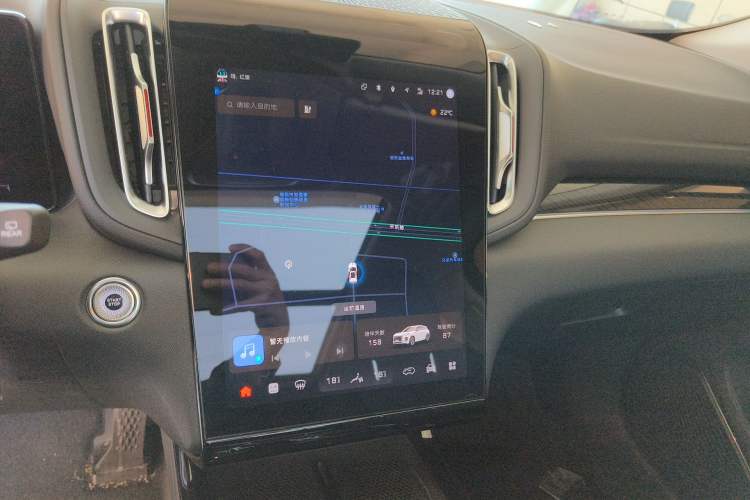 Used Hongqi HS3 PHEV 2024 PHEV 115km Jingwei Edition Audio And AC Panel