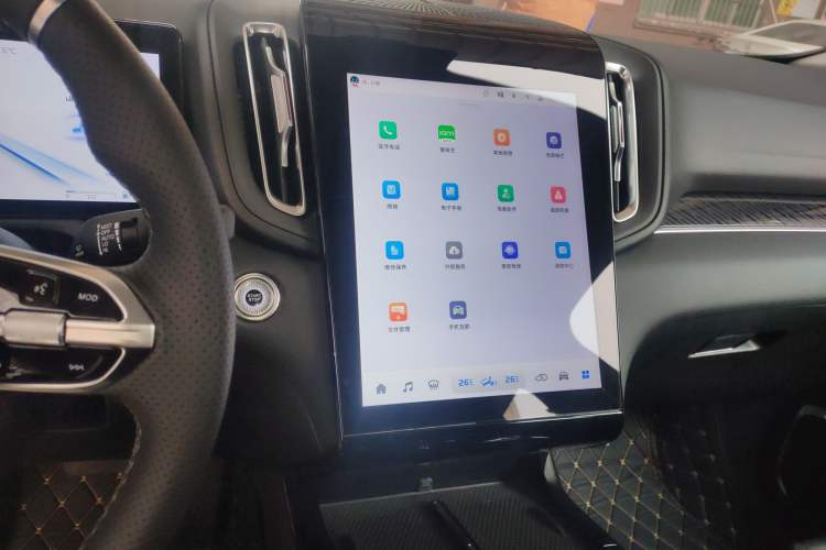 Used Hongqi HS3 PHEV 2024 PHEV 115km Jingwei Edition Audio And AC Panel