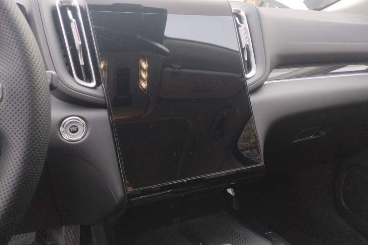 Used Hongqi HS3 PHEV 2024 PHEV 115km Jingwei Edition Audio And AC Panel