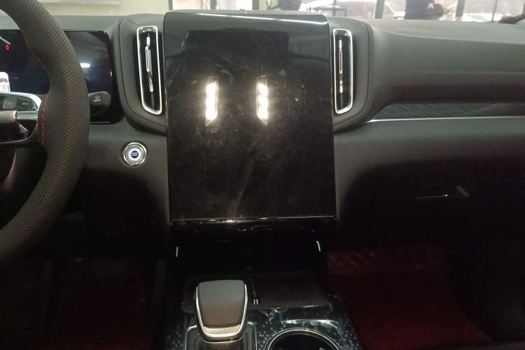 Used Hongqi HS3 PHEV 2024 PHEV 115km Jingwei Edition Audio And AC Panel