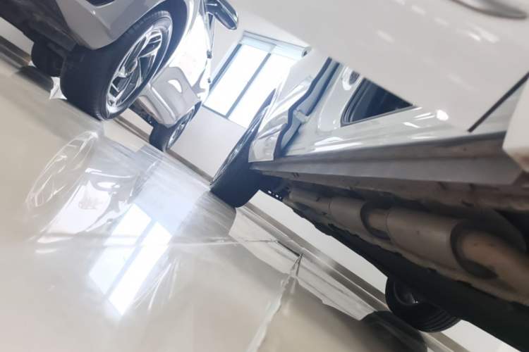 Used Hongqi HS3 PHEV 2024 PHEV 115km Jingwei Edition Chassis Front Right