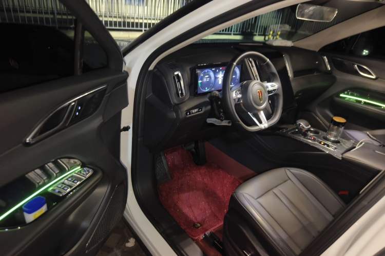 Used Hongqi HS3 PHEV 2024 PHEV 115km Jingwei Edition Driver Seat