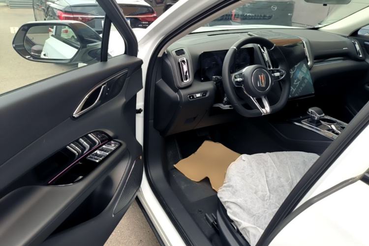 Used Hongqi HS3 PHEV 2024 PHEV 115km Jingwei Edition Driver Seat