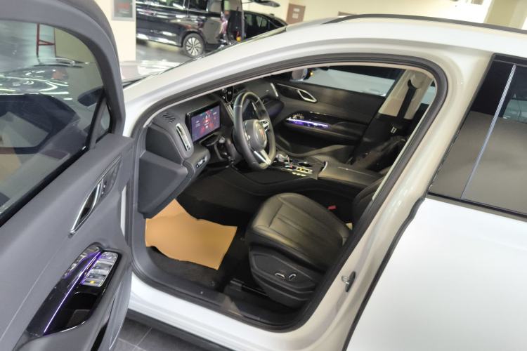 Used Hongqi HS3 PHEV 2024 PHEV 115km Jingwei Edition Driver Seat
