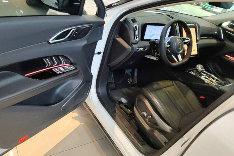 Used Hongqi HS3 PHEV 2024 PHEV 115km Jingwei Edition Driver Seat