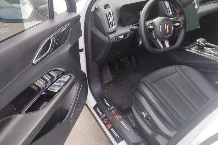 Used Hongqi HS3 PHEV 2024 PHEV 115km Jingwei Edition Driver Seat