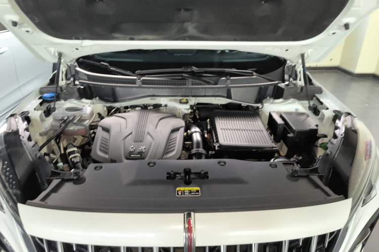 Used Hongqi HS3 PHEV 2024 PHEV 115km Jingwei Edition Engine Bay