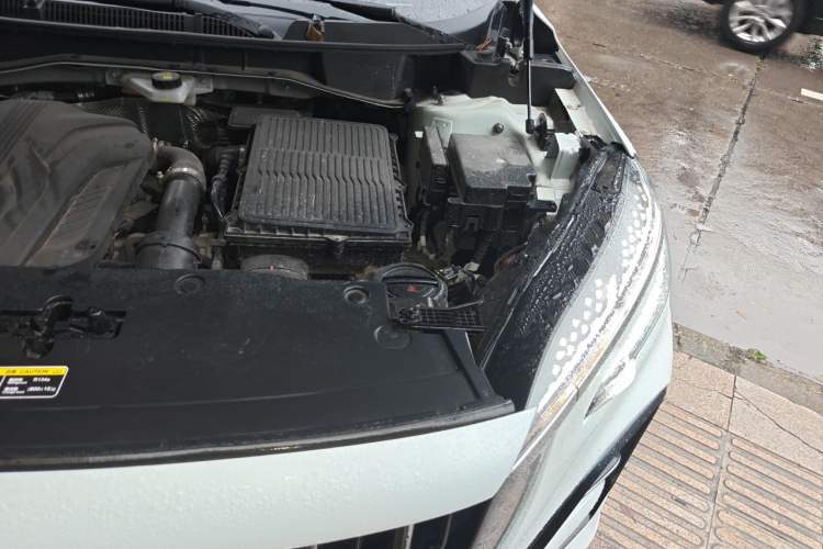 Used Hongqi HS3 PHEV 2024 PHEV 115km Jingwei Edition Engine Bay Left