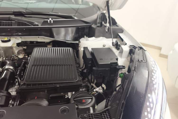 Used Hongqi HS3 PHEV 2024 PHEV 115km Jingwei Edition Engine Bay Left