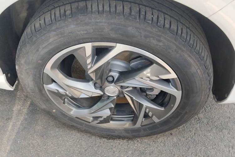 Used Hongqi HS3 PHEV 2024 PHEV 115km Jingwei Edition Exterior 4