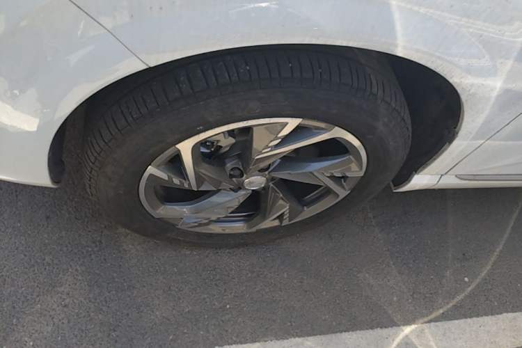 Used Hongqi HS3 PHEV 2024 PHEV 115km Jingwei Edition Exterior 4