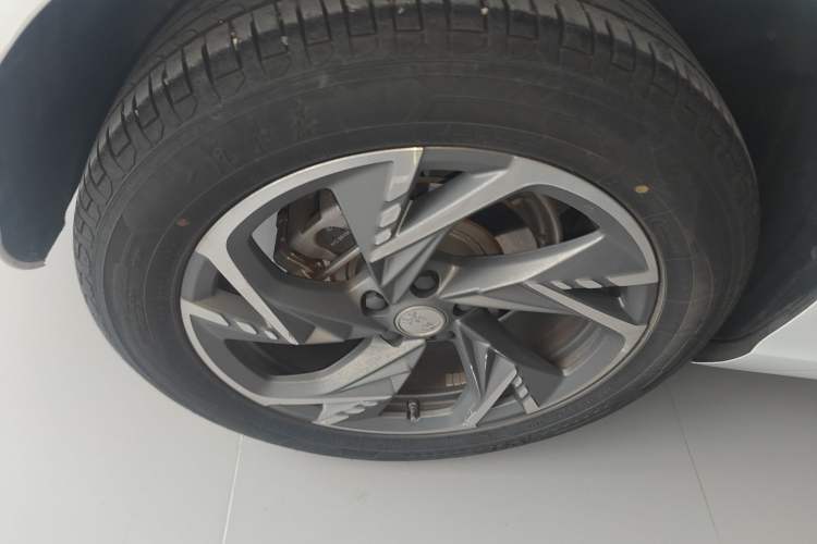 Used Hongqi HS3 PHEV 2024 PHEV 115km Jingwei Edition Exterior 8