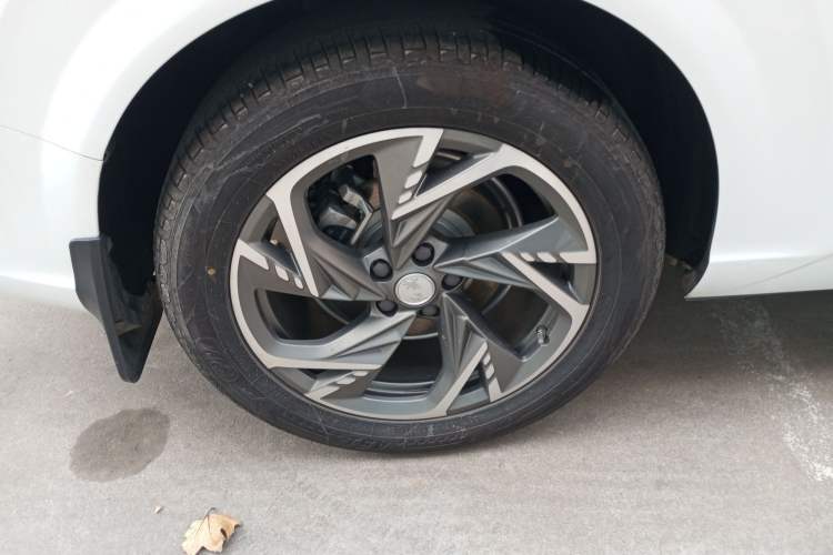 Used Hongqi HS3 PHEV 2024 PHEV 115km Jingwei Edition Exterior 8