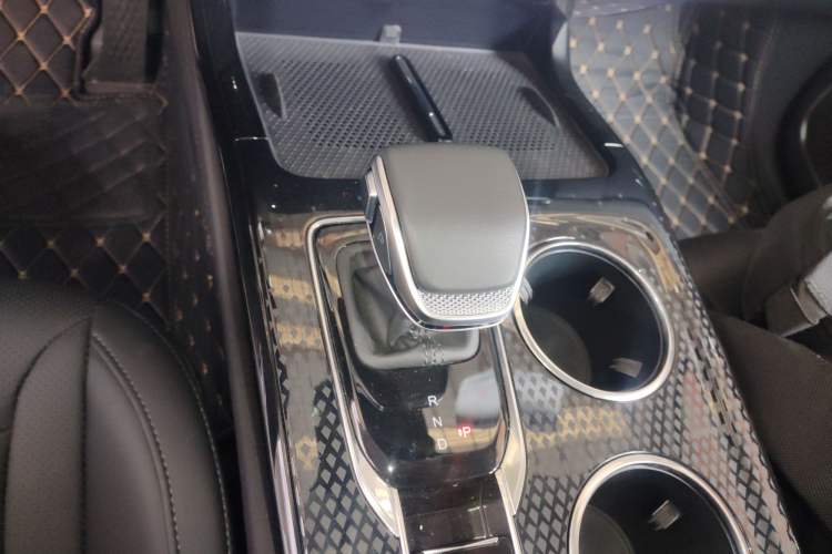 Used Hongqi HS3 PHEV 2024 PHEV 115km Jingwei Edition Gear Lever