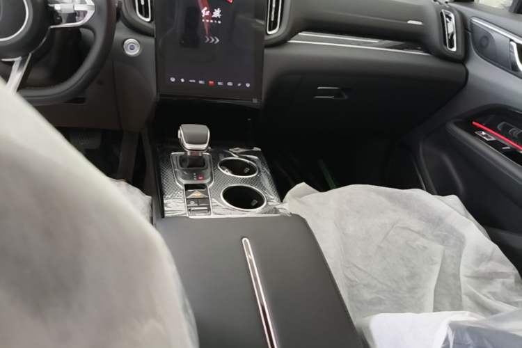 Used Hongqi HS3 PHEV 2024 PHEV 115km Jingwei Edition Gear Lever