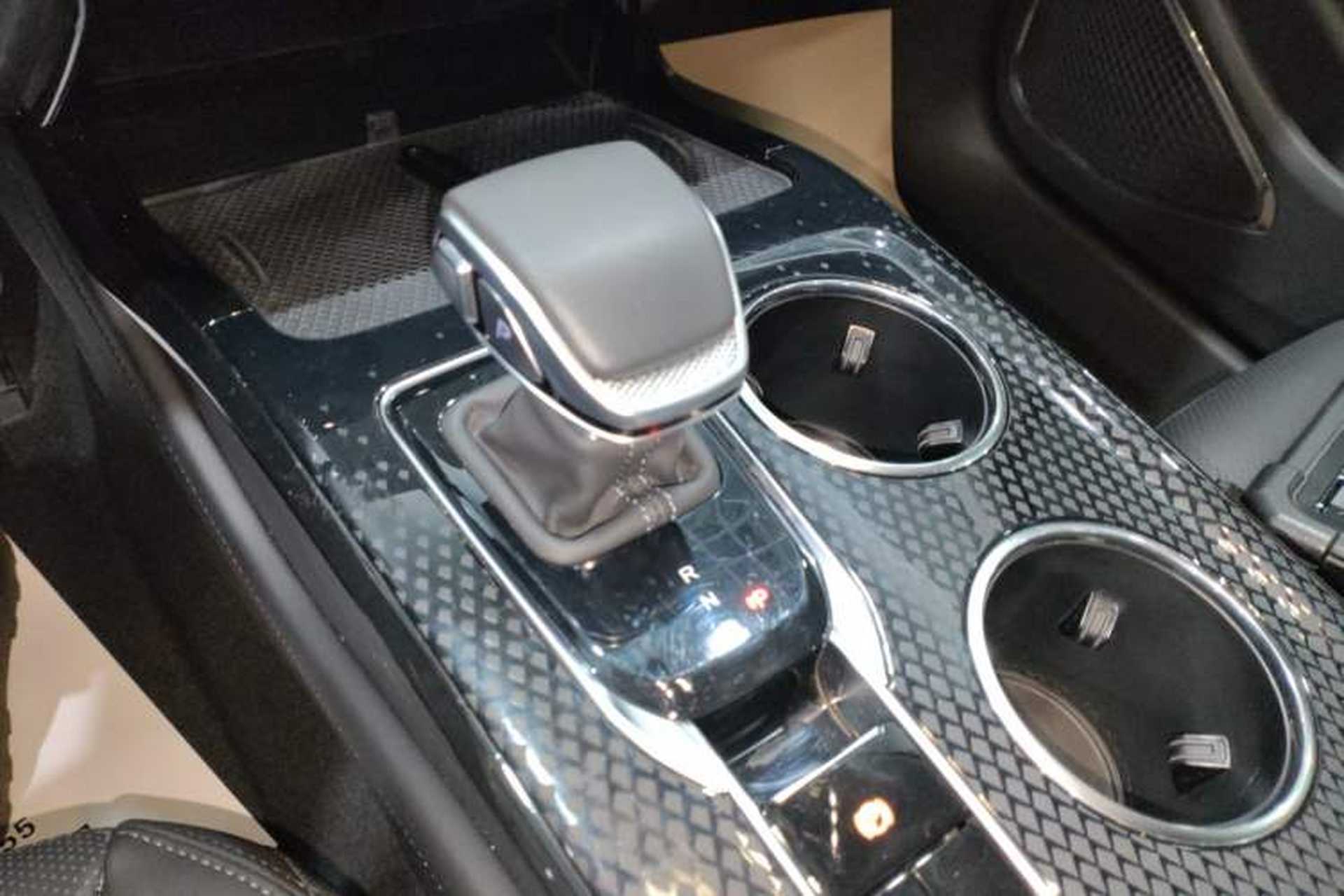 Used Hongqi HS3 PHEV 2024 PHEV 115km Jingwei Edition Gear Lever