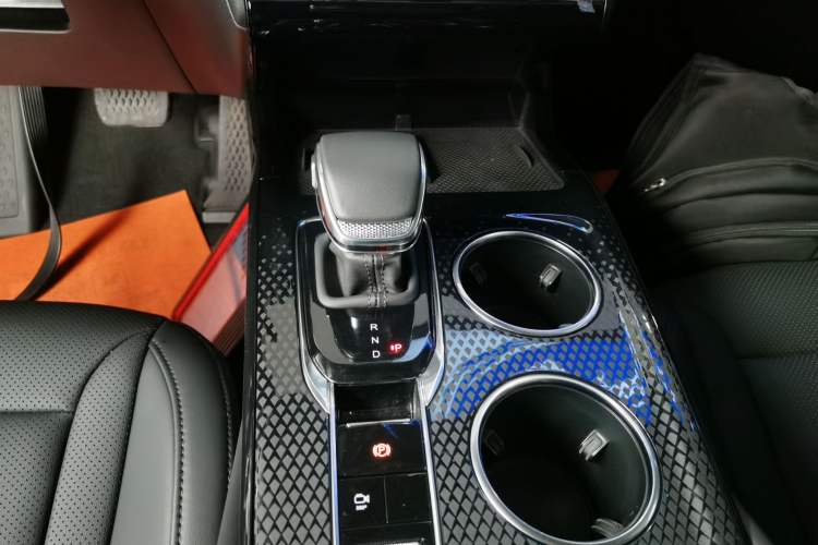 Used Hongqi HS3 PHEV 2024 PHEV 115km Jingwei Edition Gear Lever