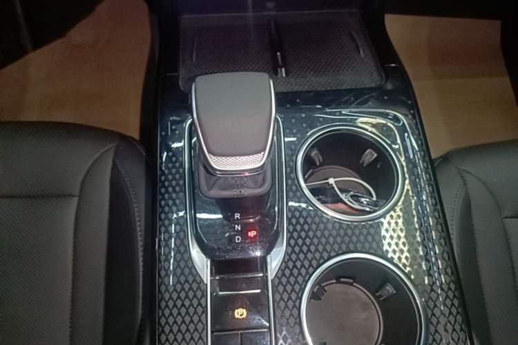 Used Hongqi HS3 PHEV 2024 PHEV 115km Jingwei Edition Gear Lever