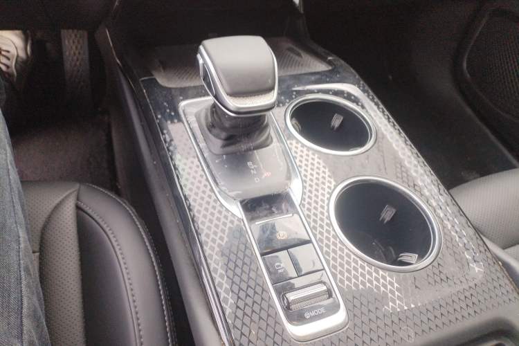 Used Hongqi HS3 PHEV 2024 PHEV 115km Jingwei Edition Gear Lever